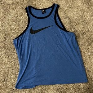 EUC Nike tank